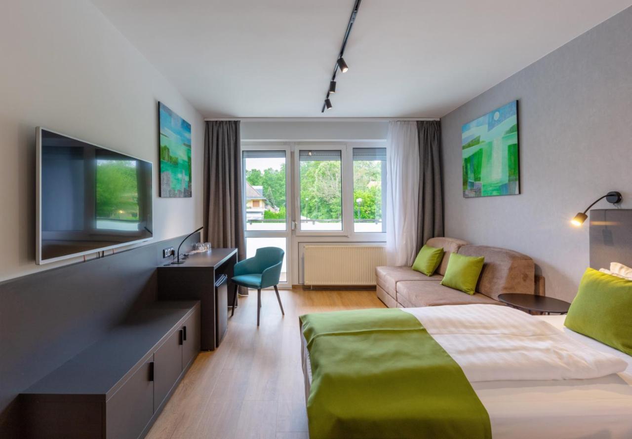 Hotel Otp Balatonszárszó المظهر الخارجي الصورة