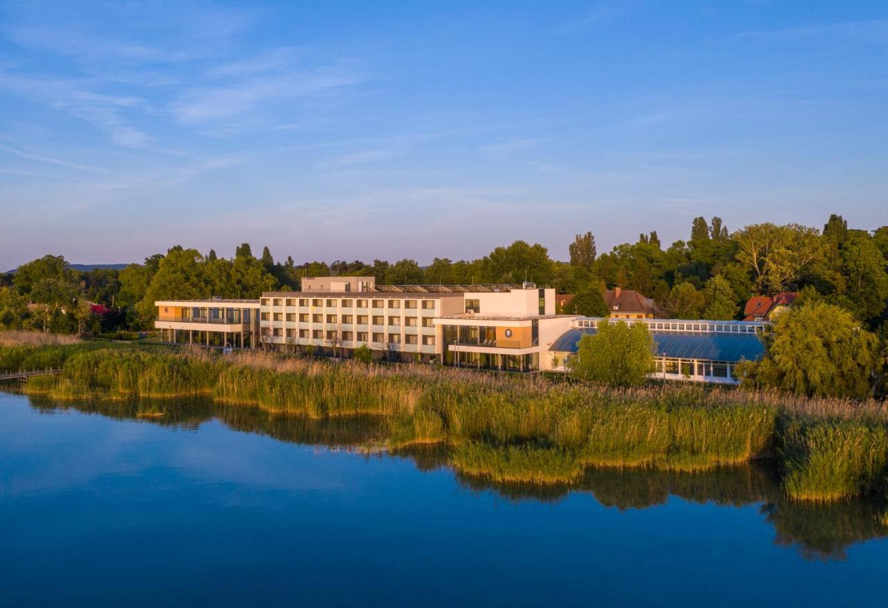 Hotel Otp Balatonszárszó المظهر الخارجي الصورة